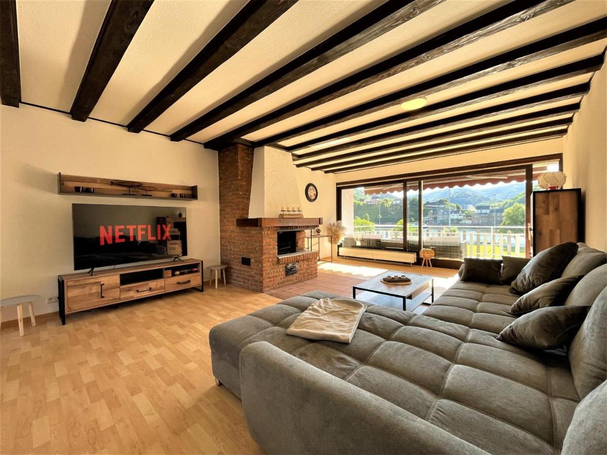 Traumaussicht Kamin Balkon Burgblick 65 Zoll Tv Netflix Sky Joyn Lindenplatz Apartment Bullay Exterior foto