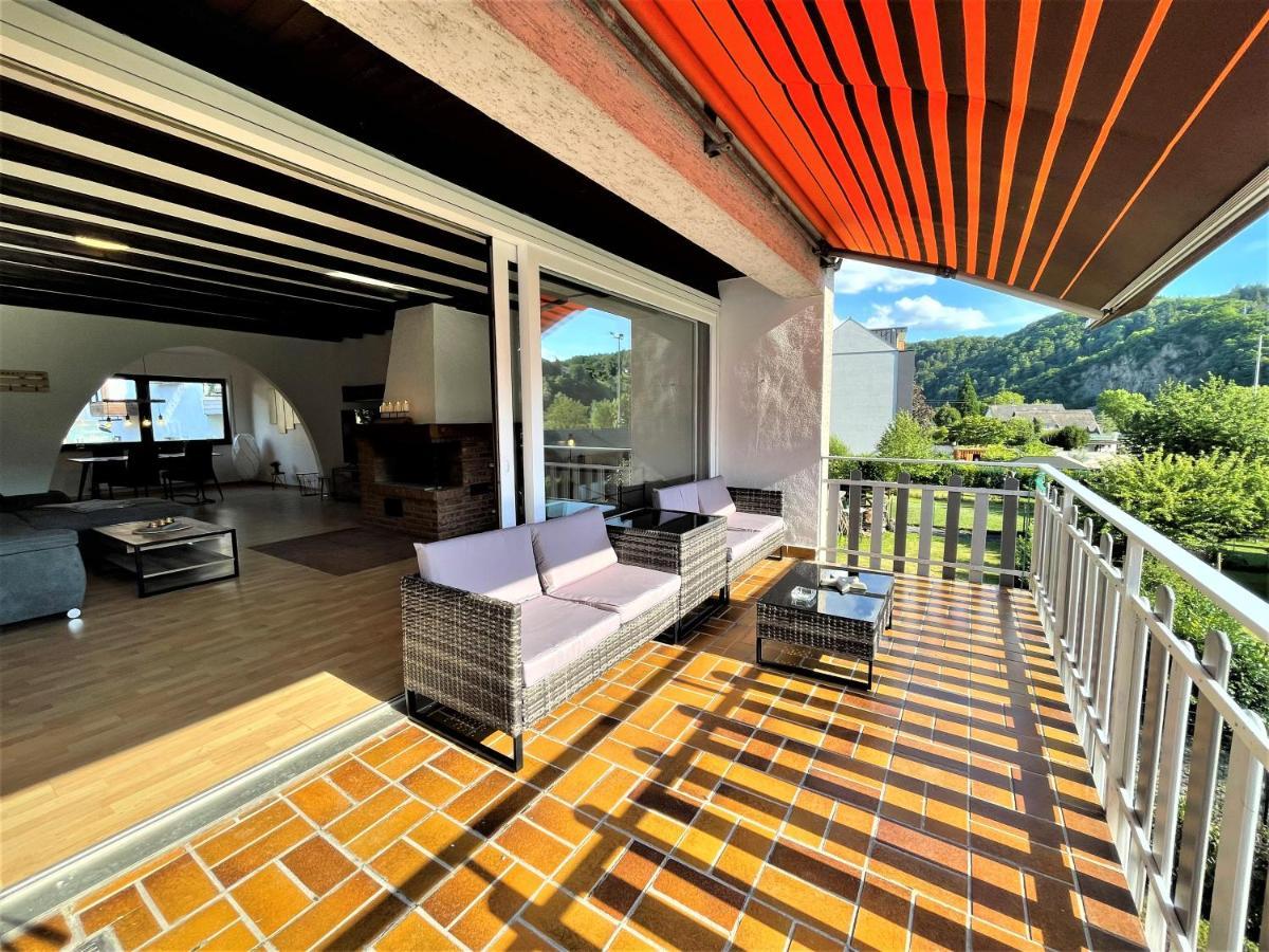 Traumaussicht Kamin Balkon Burgblick 65 Zoll Tv Netflix Sky Joyn Lindenplatz Apartment Bullay Exterior foto